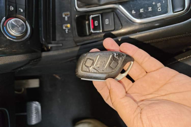 Used Roewe RX3 2018 1.6L CVT Flagship Edition Vehicle Key