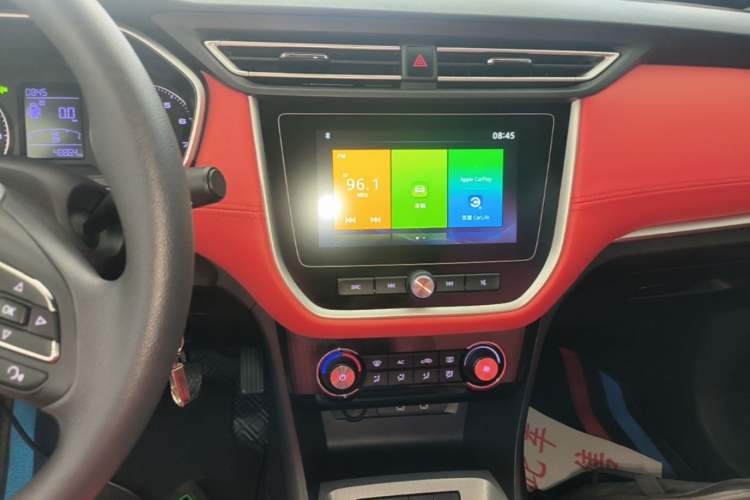 Used Roewe RX3 2020 1.6L Manual 4G Connect Super-Fresh Elite Edition Audio And AC Panel