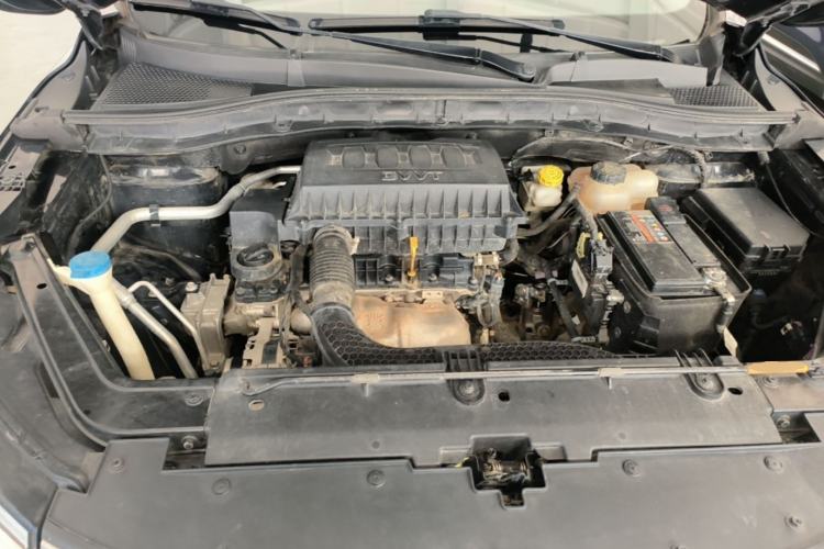 Used Roewe RX3 2020 1.6L Manual 4G Connect Super-Fresh Elite Edition Engine Bay