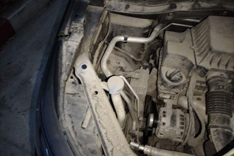 Used Roewe RX3 2020 1.6L Manual 4G Connect Super-Fresh Elite Edition Engine Bay Right