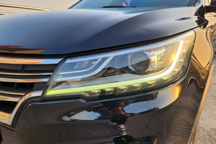 Used Roewe RX3 2020 1.6L Manual - Ultra-Fresh Entry Version Exterior 5