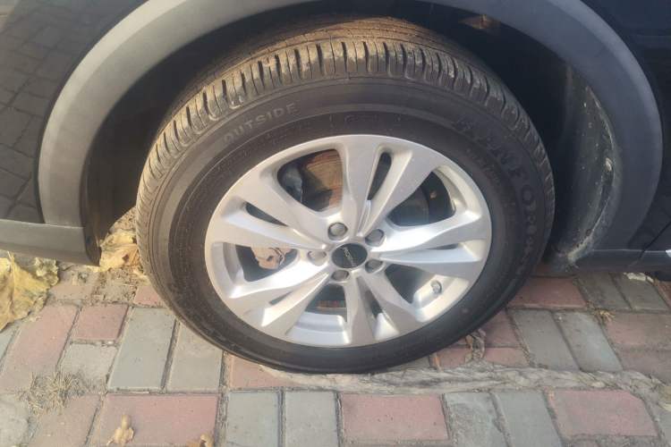 Used Roewe RX3 2020 1.6L Manual - Ultra-Fresh Entry Version Exterior 7