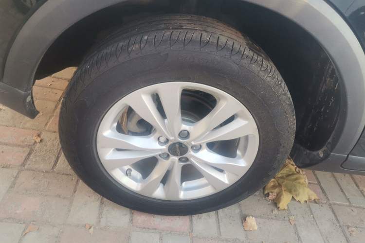 Used Roewe RX3 2020 1.6L Manual - Ultra-Fresh Entry Version Exterior 8