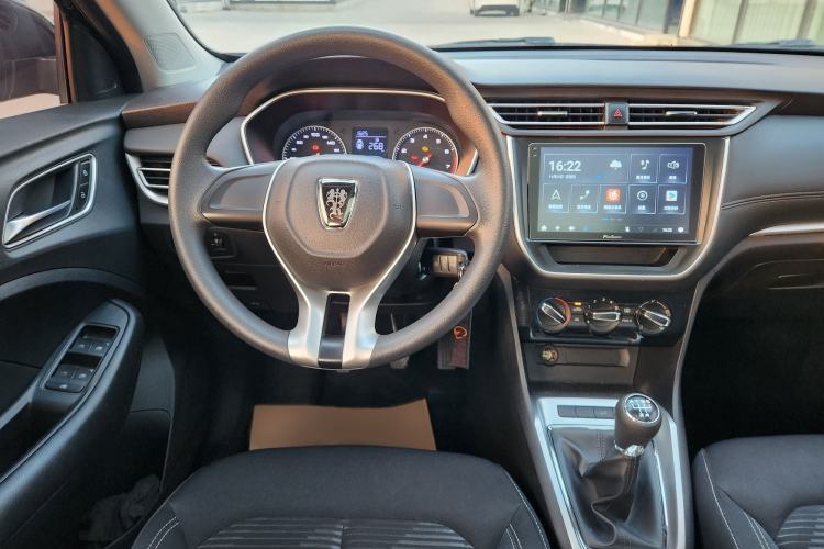 Used Roewe RX3 2020 1.6L Manual - Ultra-Fresh Entry Version Interior 5