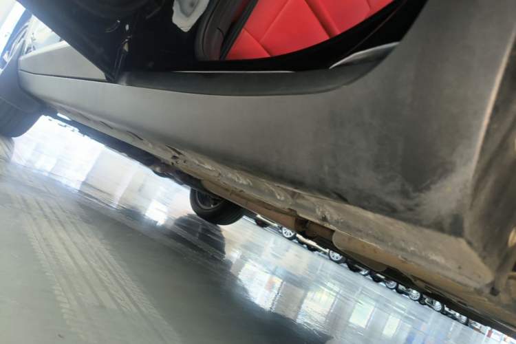 Used Roewe RX3 2020 1.6L Manual 4G Connect Super-Fresh Elite Edition Left Side Sill