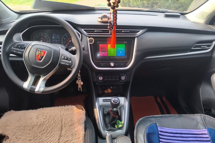 Used Roewe RX3 2020 1.6L Manual 4G Connect Super-Fresh Elite Edition Center Console