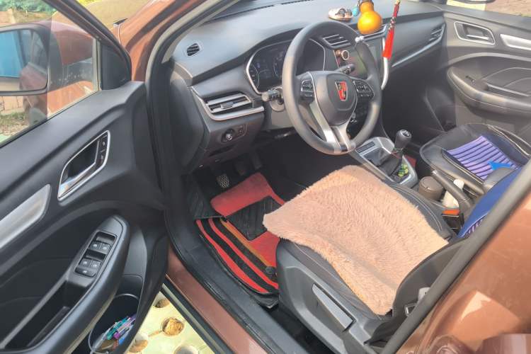 Used Roewe RX3 2020 1.6L Manual 4G Connect Super-Fresh Elite Edition Driver Seat