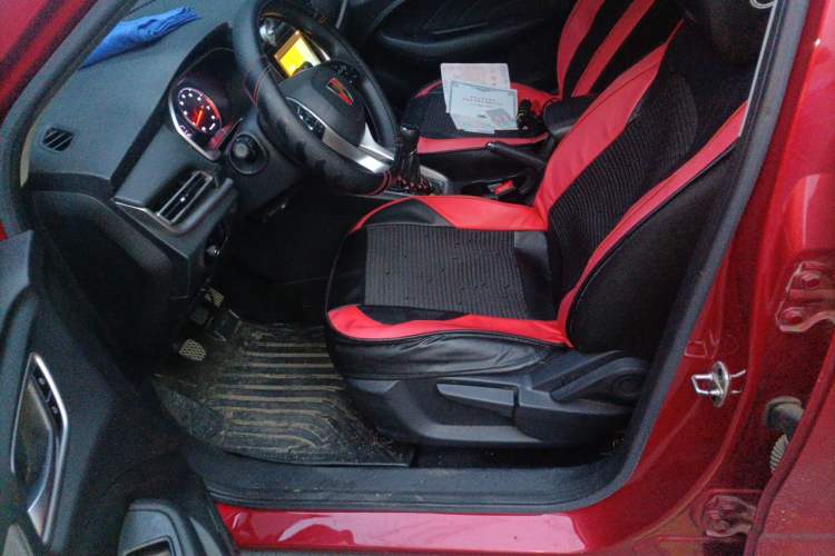 Used Roewe RX3 2020 1.6L Manual 4G Connect Super-Fresh Elite Edition Driver Seat