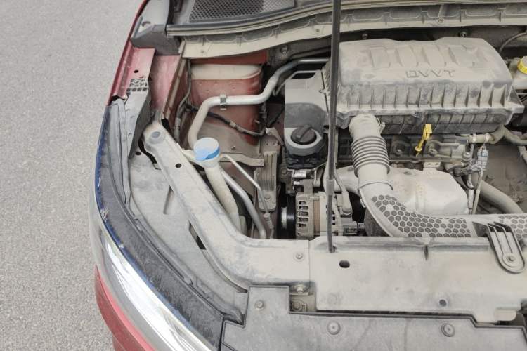 Used Roewe RX3 2020 1.6L CVT 4G Connected Ultra-Fun Elite Edition Engine Bay Right