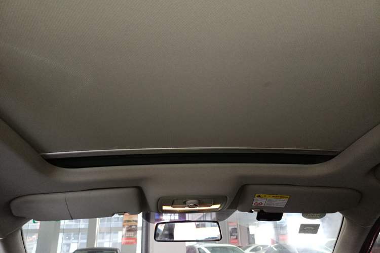 Used Roewe RX3 2020 1.6L CVT 4G Connected Ultra-Fun Elite Edition Headliner