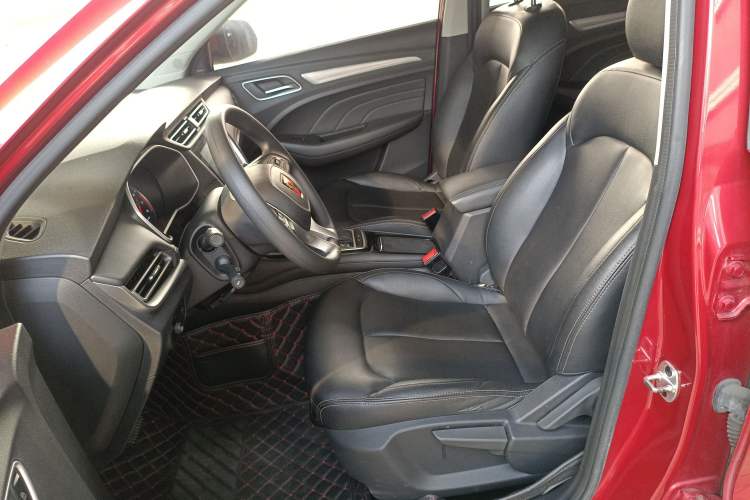 Used Roewe RX3 2020 1.6L CVT 4G Connected Ultra-Fun Elite Edition Left Front Seat