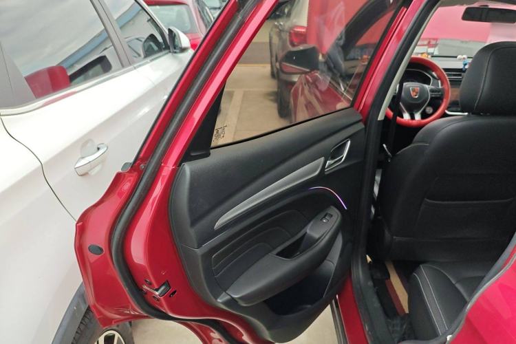 Used Roewe RX3 2020 1.6L CVT 4G Connected Ultra-Cool Flagship Edition Left Rear Door Interior