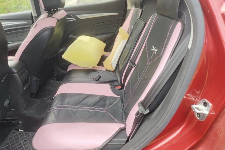Used Roewe RX3 2020 1.6L CVT 4G Connected Ultra-Fun Elite Edition Left Rear Seat