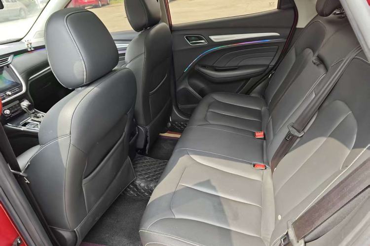 Used Roewe RX3 2020 1.6L CVT 4G Connected Ultra-Cool Flagship Edition Left Rear Seat