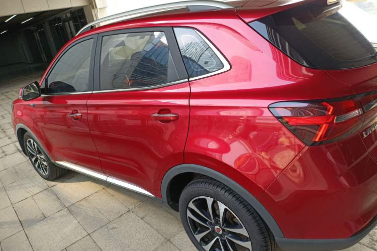 Used Roewe RX3 2020 1.6L CVT 4G Connected Ultra-Fun Elite Edition Left Side