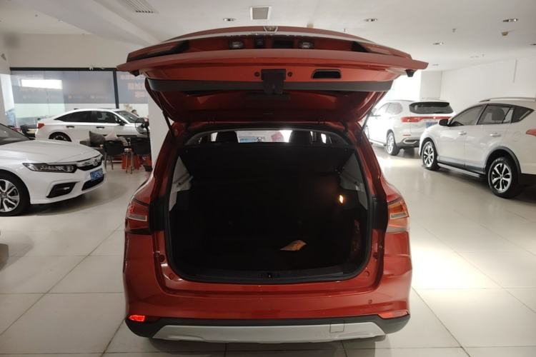 Used Roewe RX3 2020 1.6L CVT 4G Connected Ultra-Cool Flagship Edition Trunk