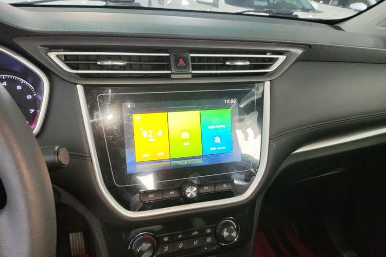Used Roewe RX3 2020 1.6L Manual 4G Connect Ultra-Fresh Flagship Edition Audio And AC Panel