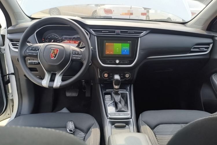 Used Roewe RX3 2020 1.6L CVT 4G Connected Ultra-Fun Elite Edition Center Console