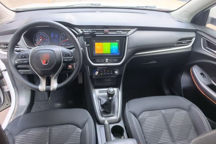 Used Roewe RX3 2020 1.6L Manual 4G Connect Super-Fresh Elite Edition Center Console