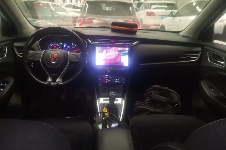Used Roewe RX3 2020 1.6L Manual - Ultra-Fresh Entry Version Center Console