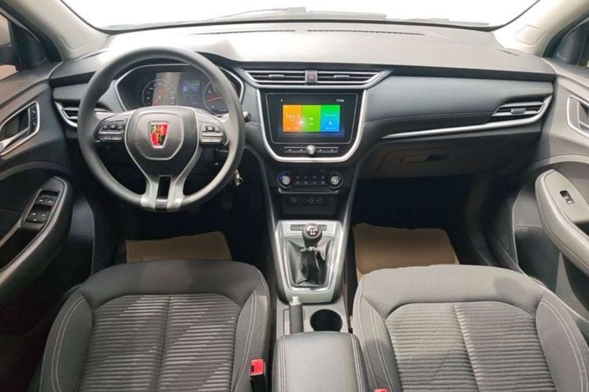 Used Roewe RX3 2020 1.6L Manual 4G Connect Super-Fresh Elite Edition Center Console