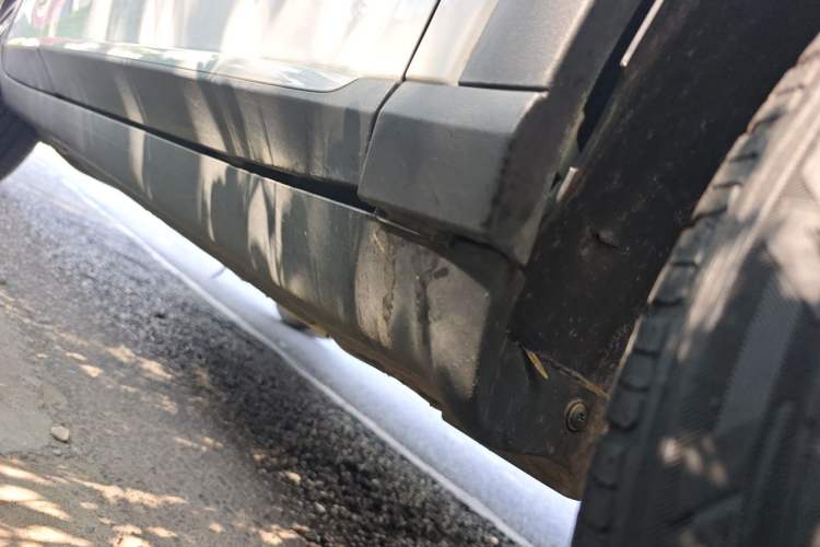 Used Roewe RX3 2020 1.6L CVT 4G Connected Ultra-Cool Flagship Edition Chassis Front Right