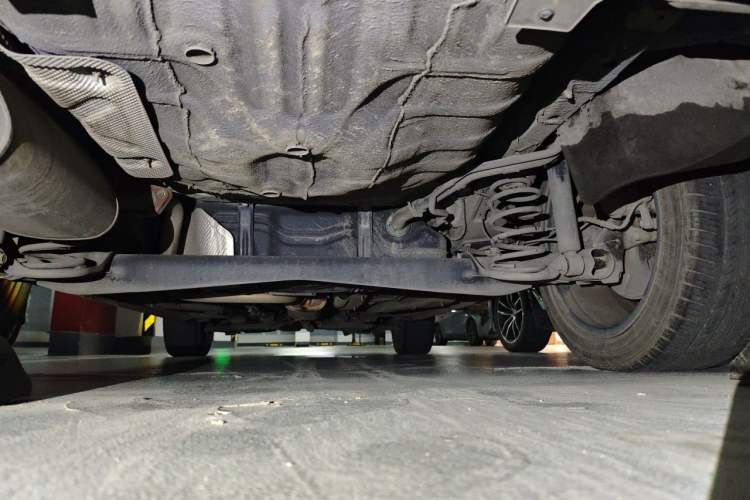 Used Roewe RX3 2020 1.6L CVT 4G Connected Ultra-Cool Flagship Edition Chassis Rear