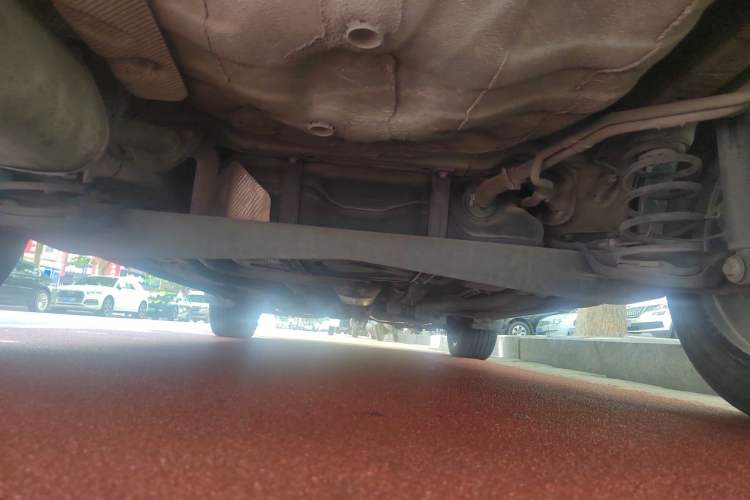 Used Roewe RX3 2020 1.6L CVT 4G Connected Ultra-Fun Elite Edition Chassis Rear