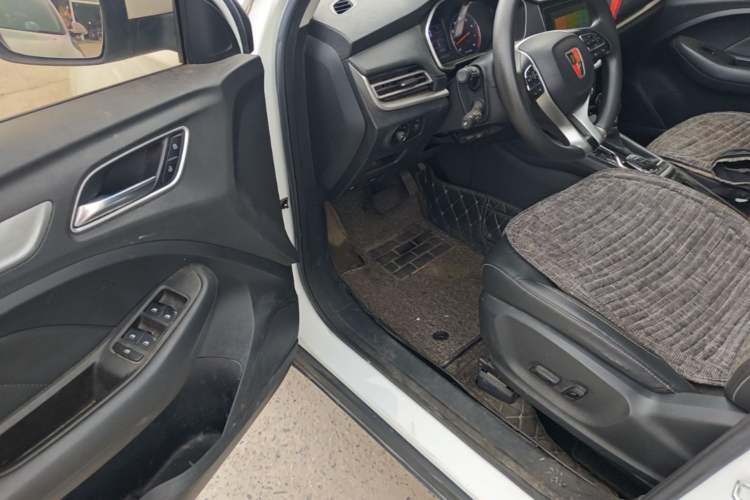 Used Roewe RX3 2020 1.6L CVT 4G Connected Ultra-Cool Flagship Edition Driver Seat