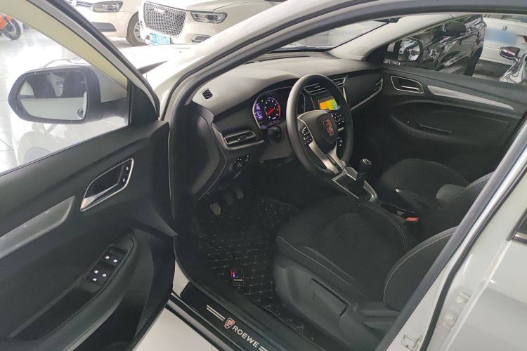 Used Roewe RX3 2020 1.6L Manual 4G Connect Super-Fresh Elite Edition Driver Seat