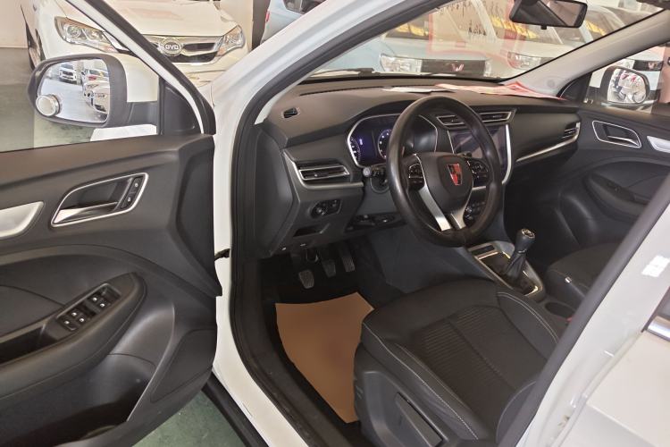 Used Roewe RX3 2020 1.6L Manual 4G Connect Super-Fresh Elite Edition Driver Seat