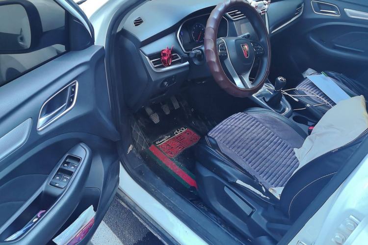 Used Roewe RX3 2020 1.6L Manual 4G Connect Super-Fresh Elite Edition Driver Seat