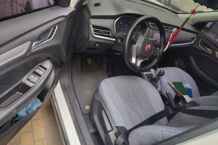 Used Roewe RX3 2020 1.6L Manual 4G Connect Ultra-Fresh Flagship Edition Driver Seat