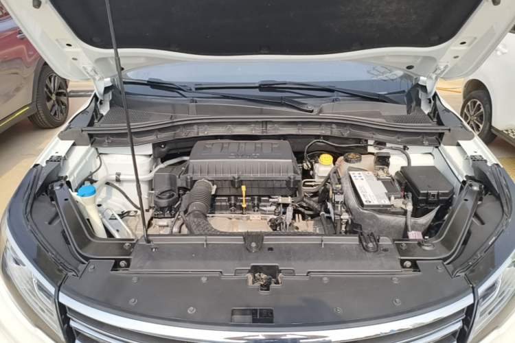 Used Roewe RX3 2020 1.6L CVT 4G Connected Ultra-Fun Elite Edition Engine Bay