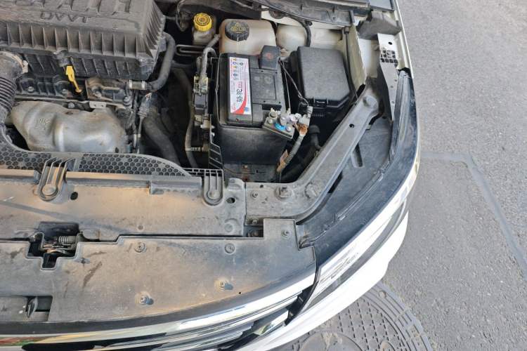 Used Roewe RX3 2020 1.6L CVT 4G Connected Ultra-Cool Flagship Edition Engine Bay Left