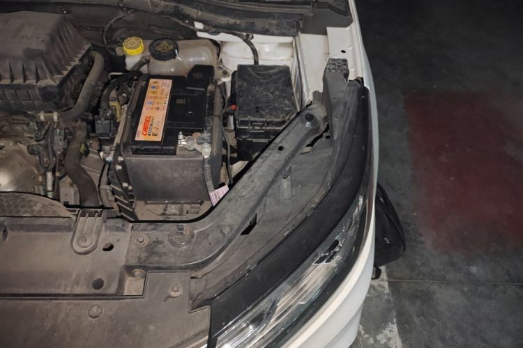 Used Roewe RX3 2020 1.6L CVT 4G Connected Ultra-Cool Flagship Edition Engine Bay Left