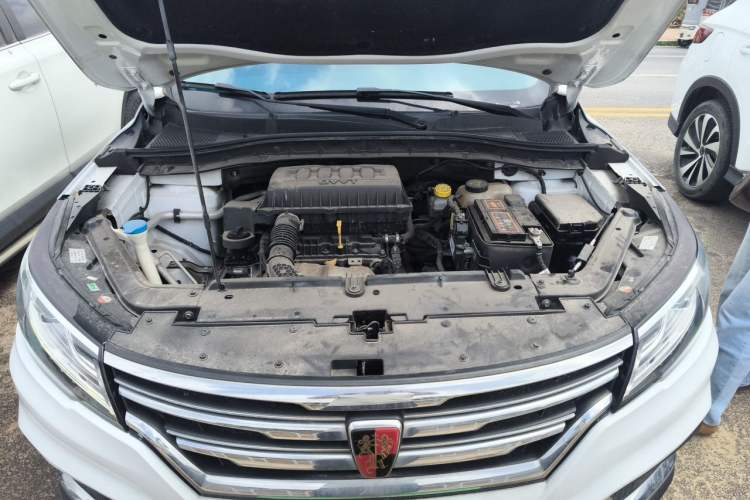 Used Roewe RX3 2020 1.6L Manual 4G Connect Ultra-Fresh Flagship Edition Engine Bay