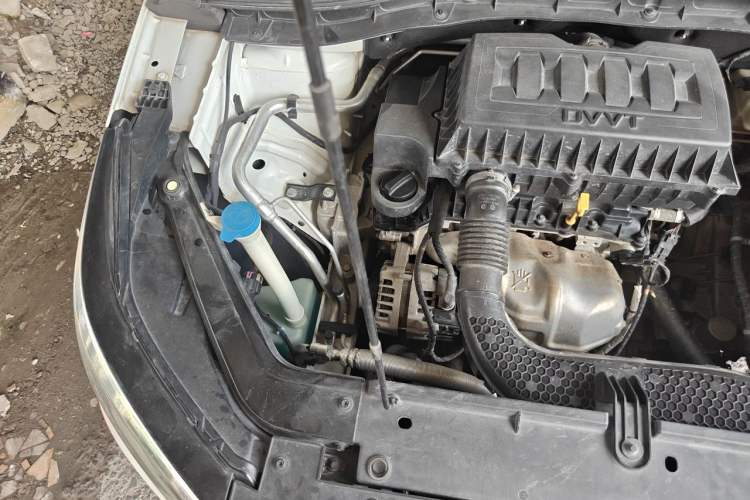 Used Roewe RX3 2020 1.6L CVT 4G Connected Ultra-Fun Elite Edition Engine Bay Right