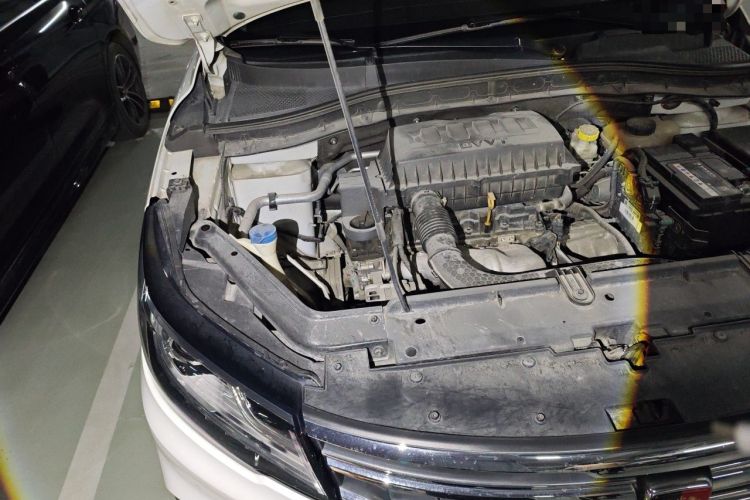 Used Roewe RX3 2020 1.6L CVT 4G Connected Ultra-Cool Flagship Edition Engine Bay Right