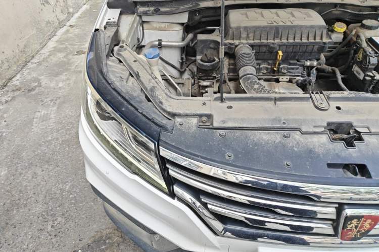 Used Roewe RX3 2020 1.6L CVT 4G Connected Ultra-Fun Elite Edition Engine Bay Right