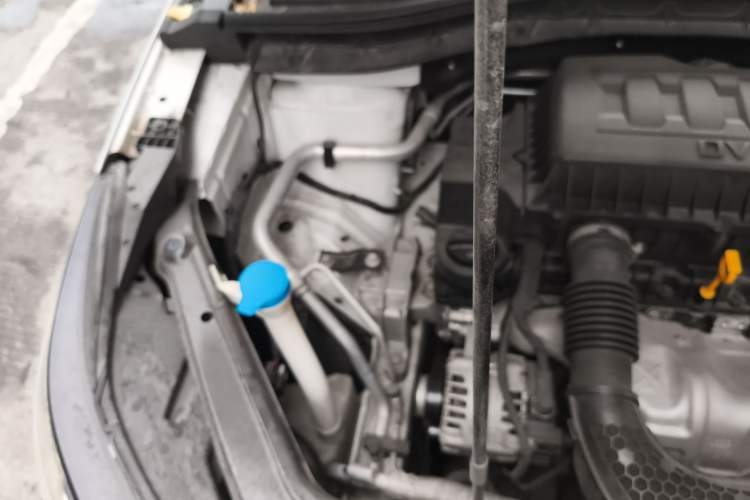 Used Roewe RX3 2020 1.6L CVT 4G Connected Ultra-Cool Flagship Edition Engine Bay Right