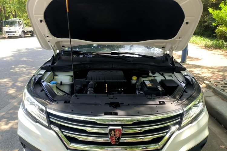 Used Roewe RX3 2020 1.6L Manual 4G Connect Ultra-Fresh Flagship Edition Engine Bay