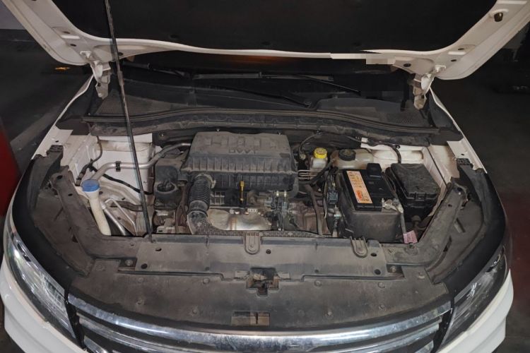 Used Roewe RX3 2020 1.6L CVT 4G Connected Ultra-Cool Flagship Edition Engine Bay