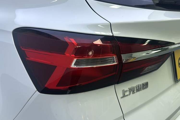 Used Roewe RX3 2020 1.6L CVT 4G Connected Ultra-Cool Flagship Edition Exterior 10