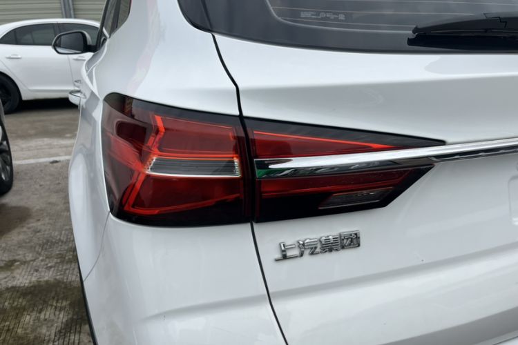 Used Roewe RX3 2020 1.6L CVT 4G Connected Ultra-Cool Flagship Edition Exterior 6