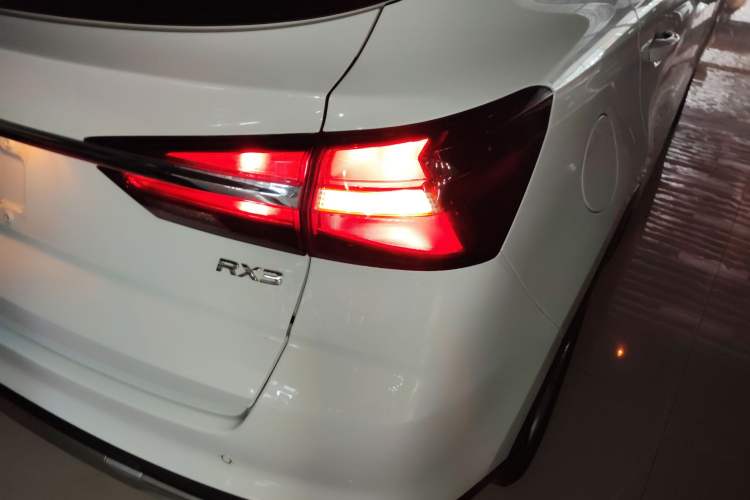 Used Roewe RX3 2020 1.6L Manual - Ultra-Fresh Entry Version Exterior 6
