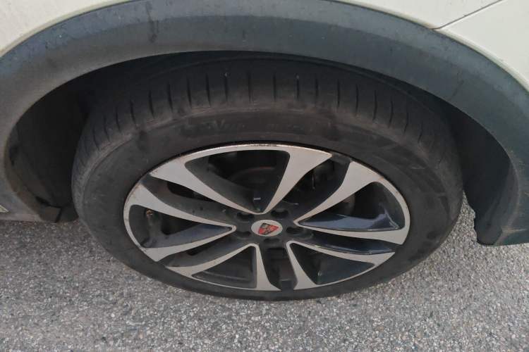 Used Roewe RX3 2020 1.6L CVT 4G Connected Ultra-Cool Flagship Edition Exterior 7