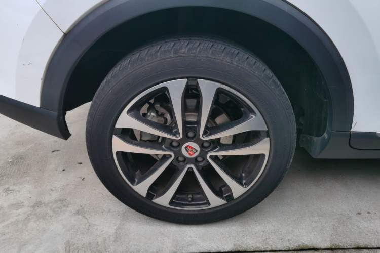 Used Roewe RX3 2020 1.6L CVT 4G Connected Ultra-Fun Elite Edition Exterior 8