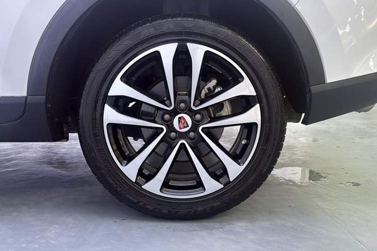 Used Roewe RX3 2020 1.6L CVT 4G Connected Ultra-Cool Flagship Edition Exterior 9