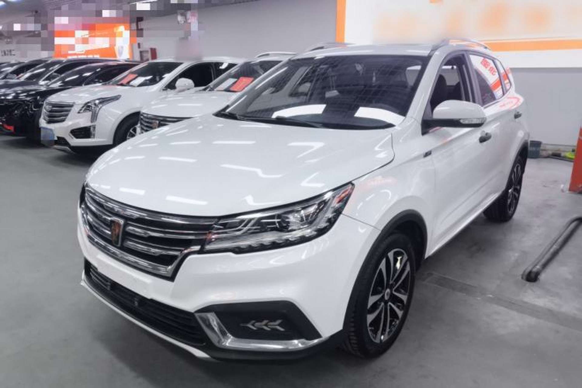 Used Roewe RX3 2020 1.6L CVT 4G Connected Ultra-Cool Flagship Edition Front Left 45 Deg